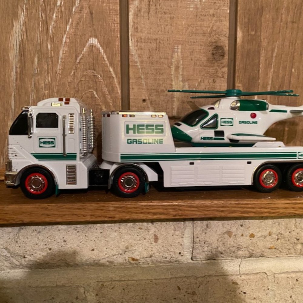 2006 Hess Truck with Helicopter